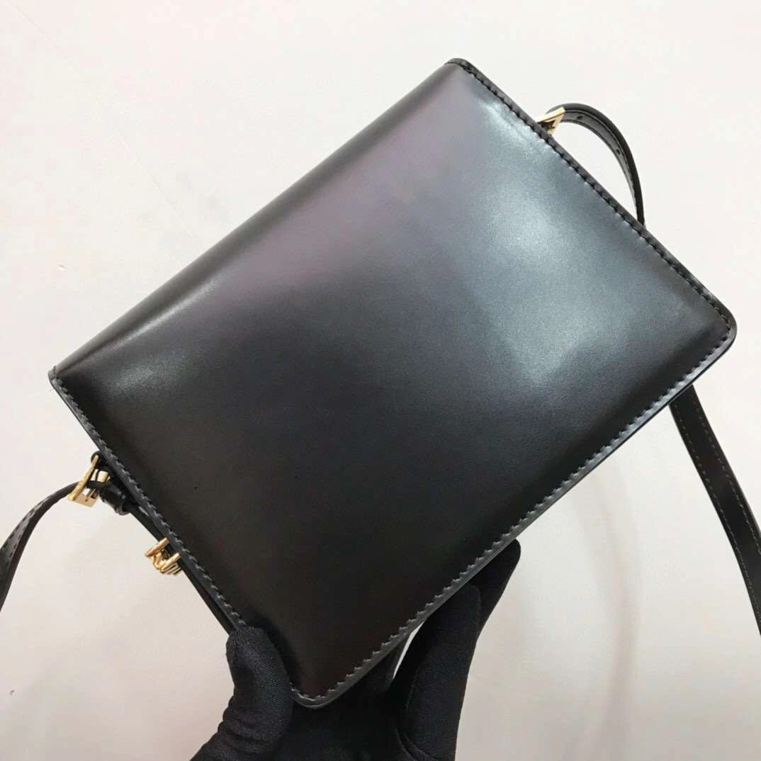 *MOMO----item : 278B67A0134