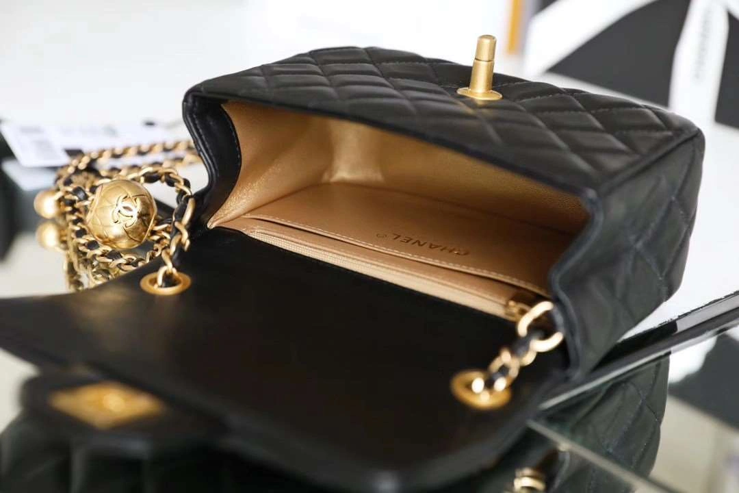 *MOMO--- item : A-B050G2808