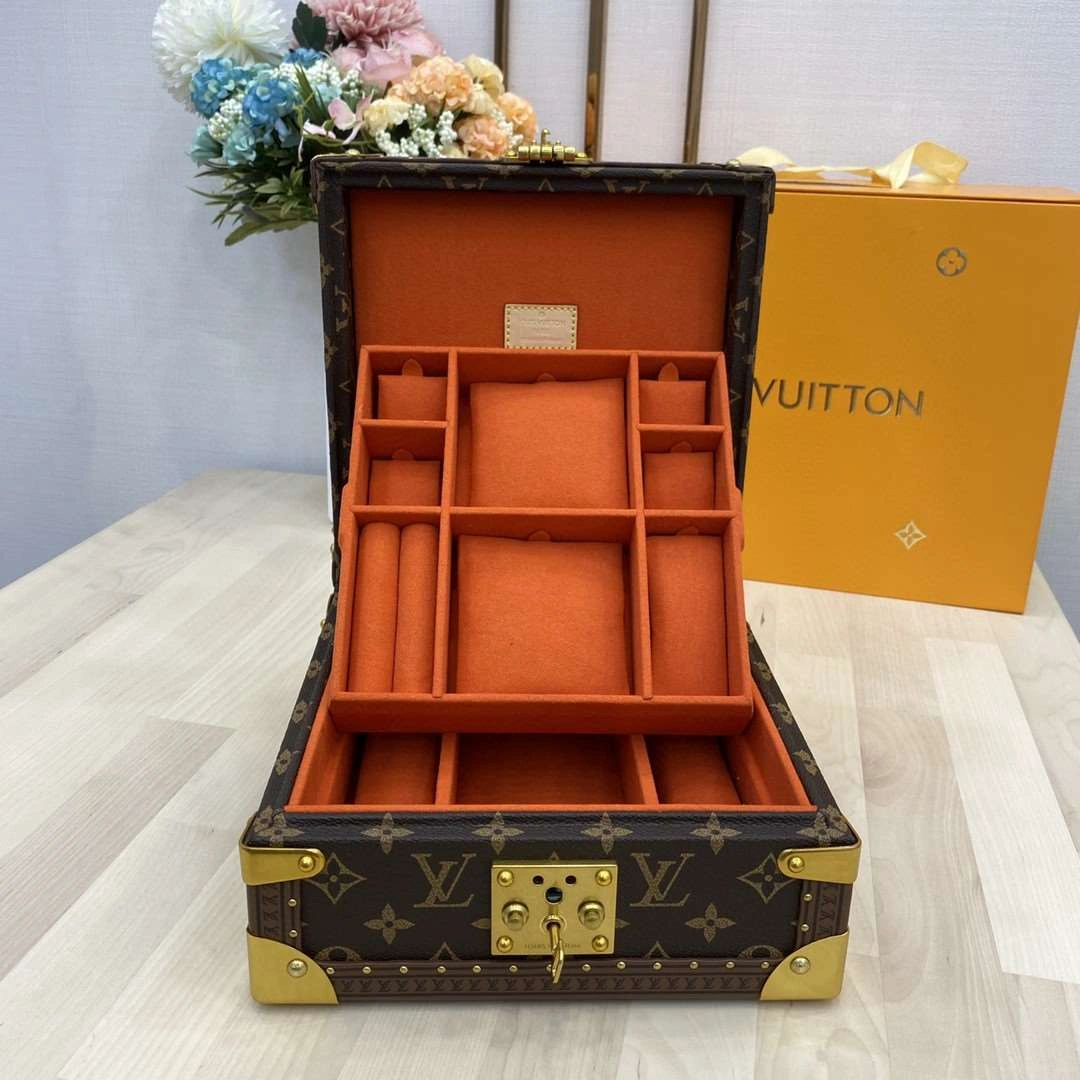 *MOMO--- item : A-B106G2851