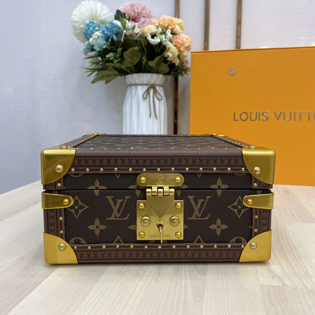 *MOMO--- item : A-B106G2851