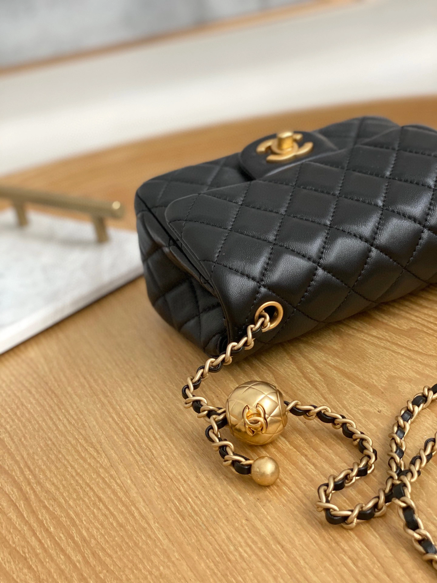 &MOMO--- item : B-B063K2159T
