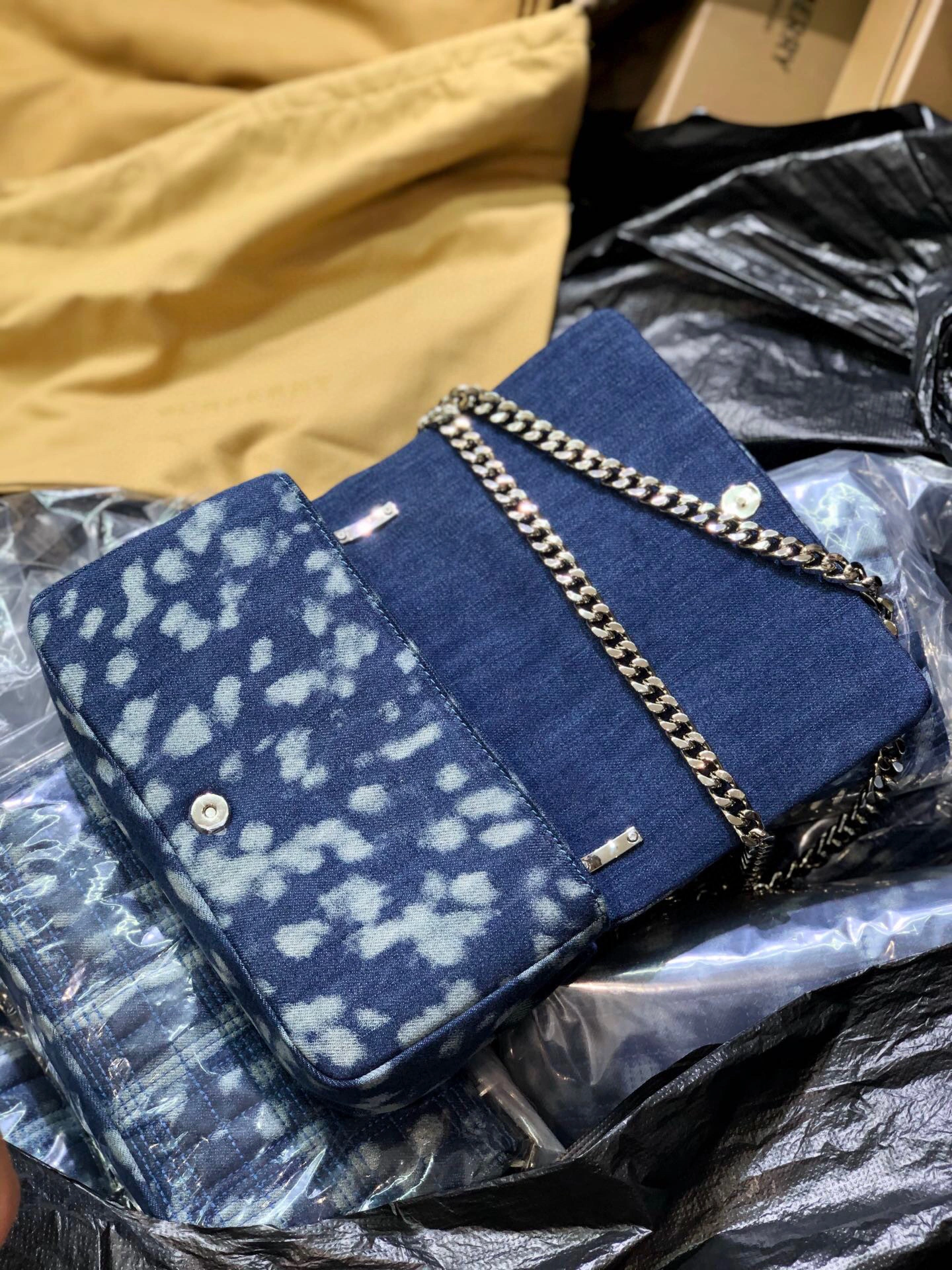 MOMO----item :278B57A0140