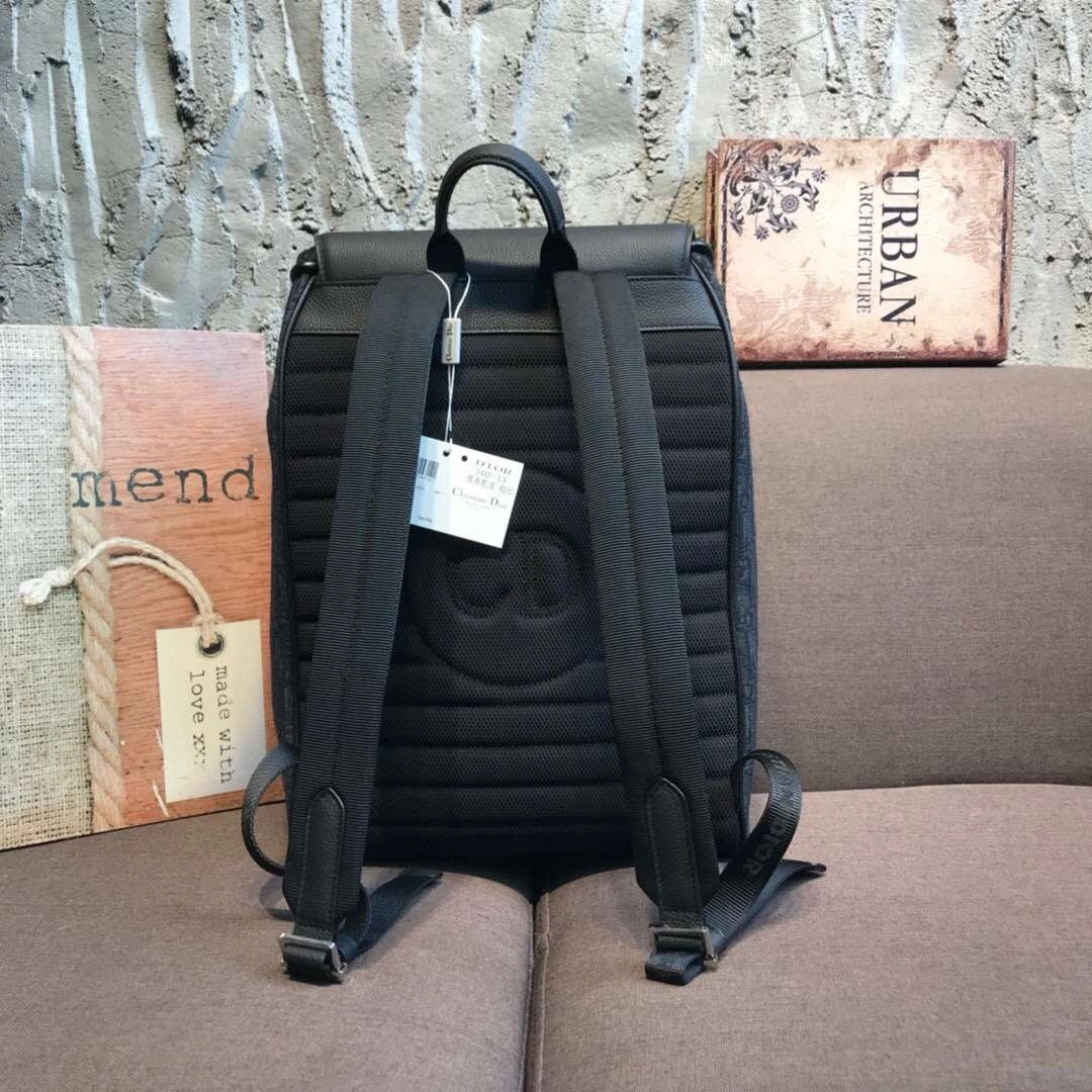 MOMO--- item :350B57E2037