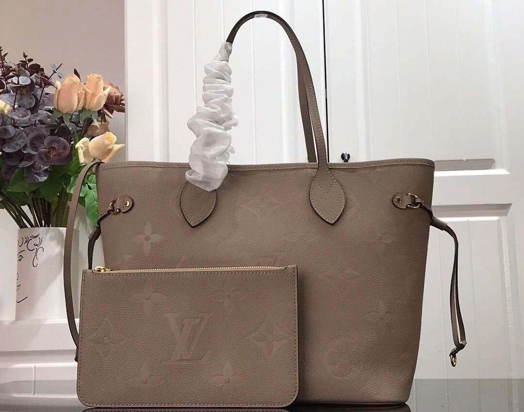 &MOMO--- m45686 3 colour item :174B96E1905-3
