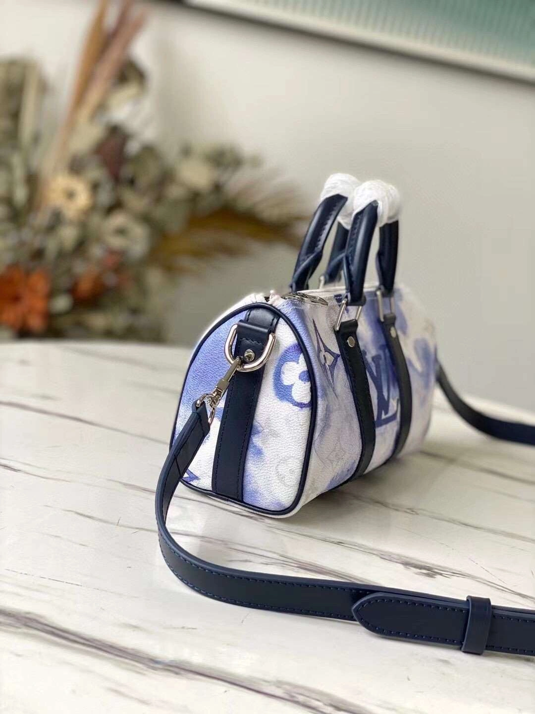 *MOMO--- m45761 item : A-B00G2817