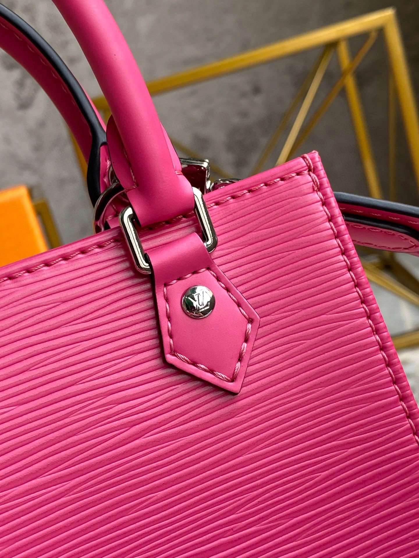 *MOMO--- m69442 item : A-B00G2921
