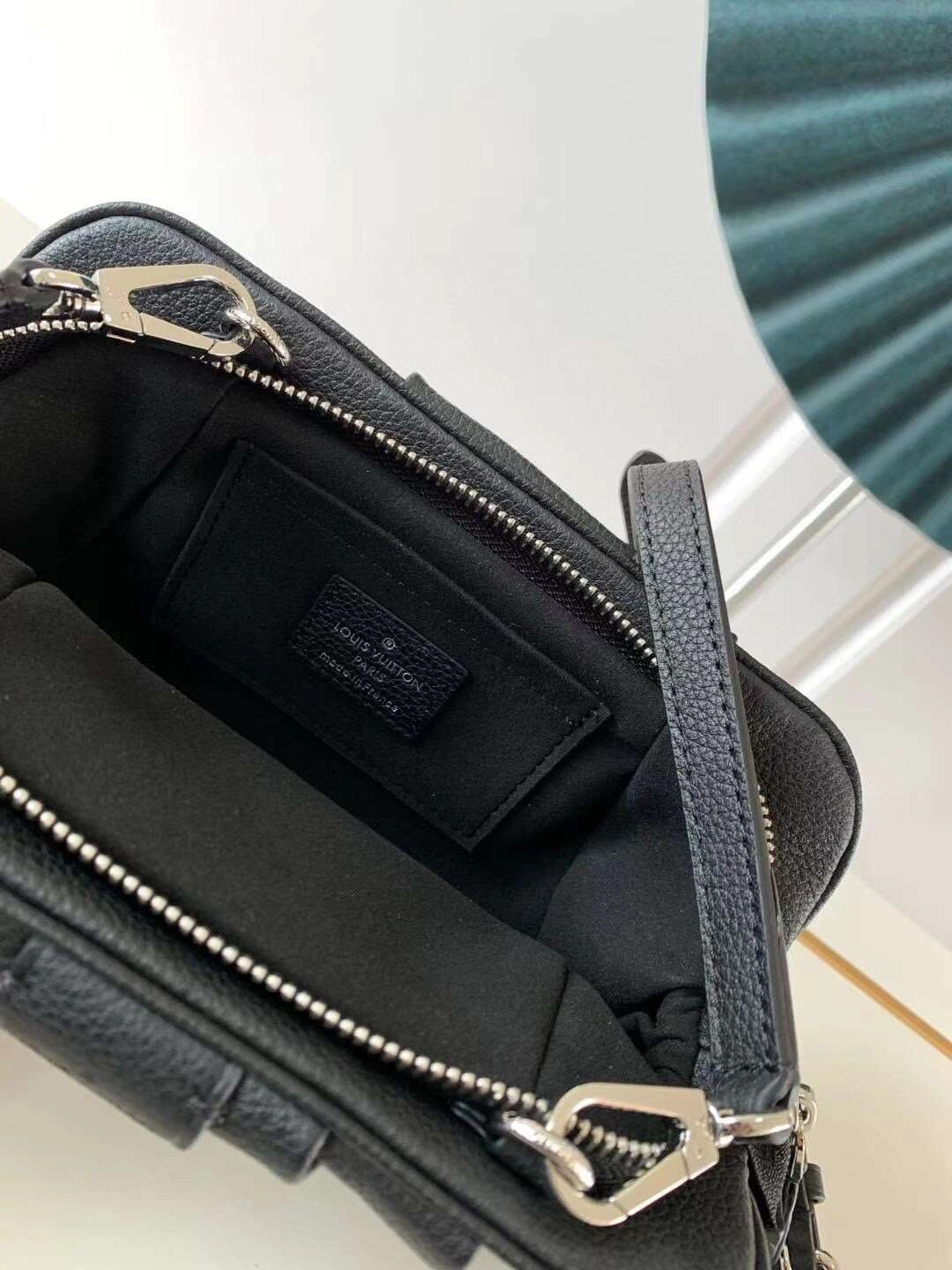*MOMO--- m80093 Calfskin item : A-B181G2926