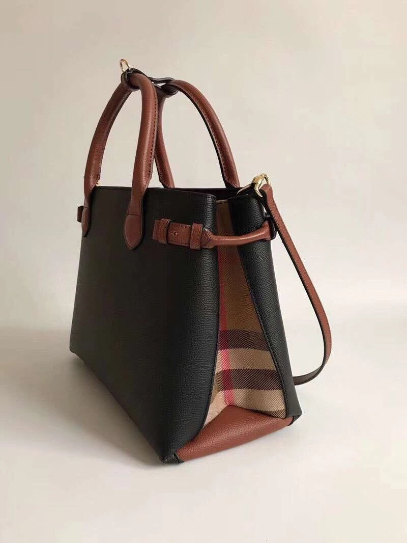 MOMO----midium The Banner House Cowhide，item : 278X55A2727