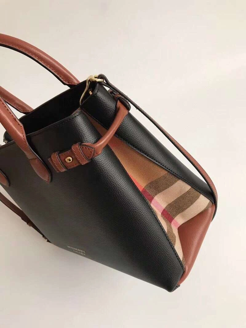MOMO----midium The Banner House Cowhide，item : 278X55A2727