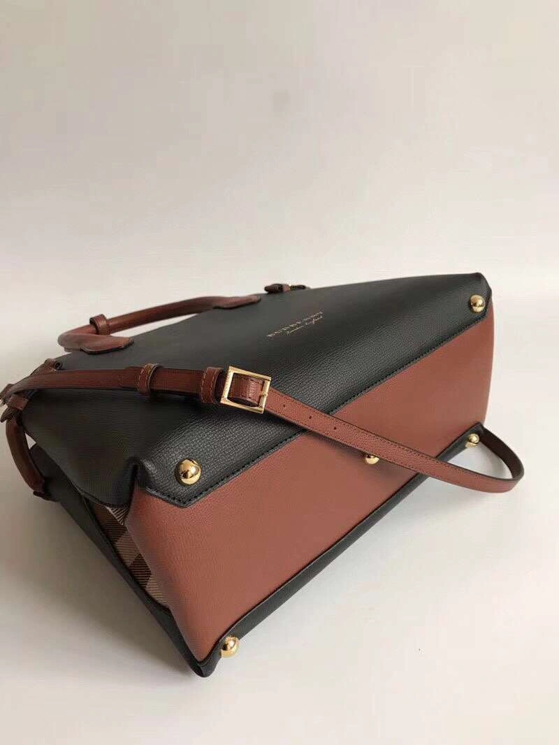 MOMO----midium The Banner House Cowhide，item : 278X55A2727