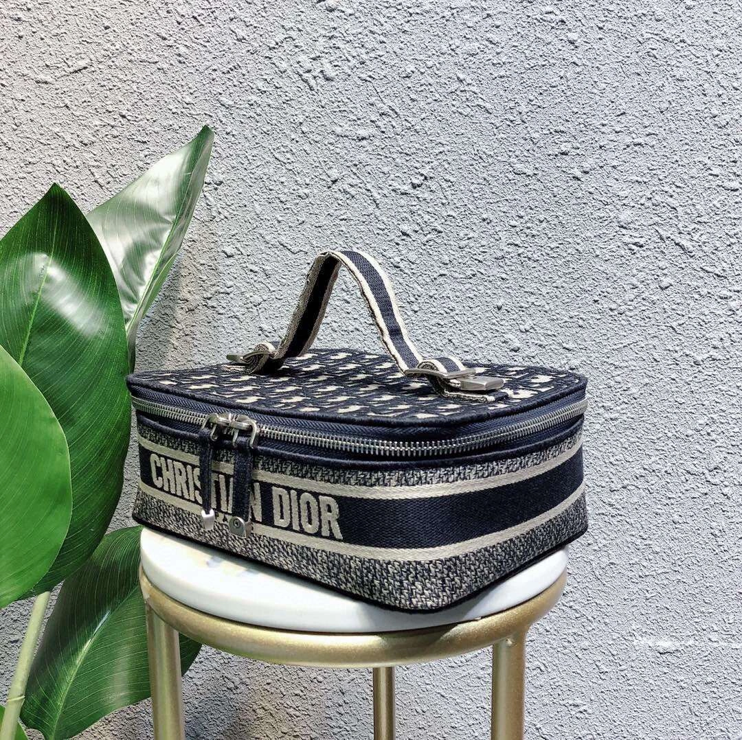 MOMO--- oblique 25x15x14cm 25x18x8cm item :063B00E1933
