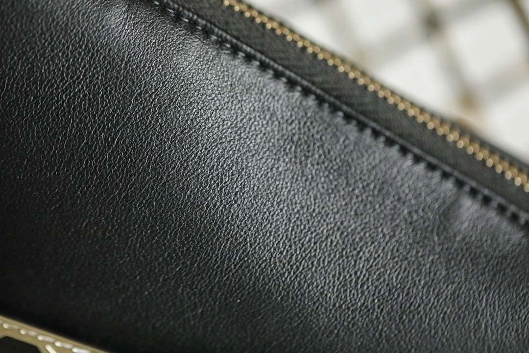 *MOMO--- sheephide item : 00B00G2447