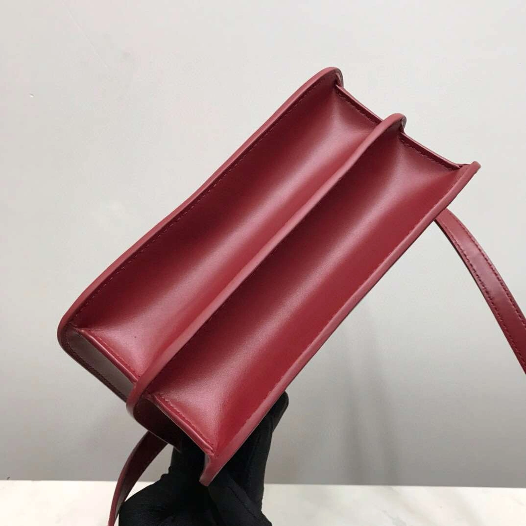 MOMO----small Multiple colors item : 278X55A2724-3