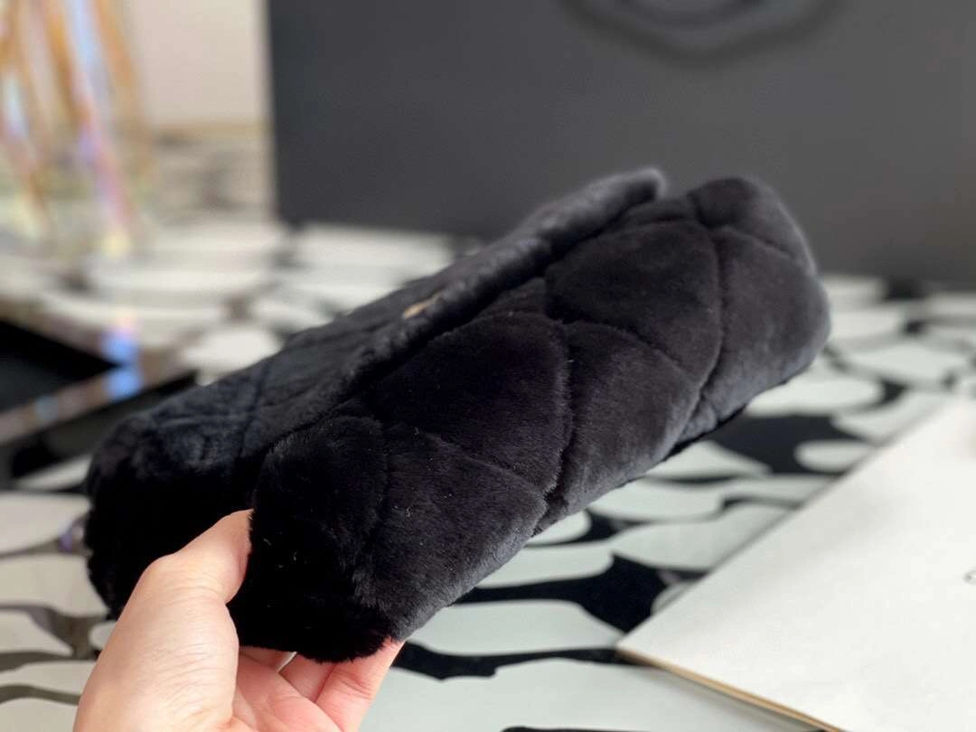 MOMO----wool Multiple colors item :M171B11A2337-2