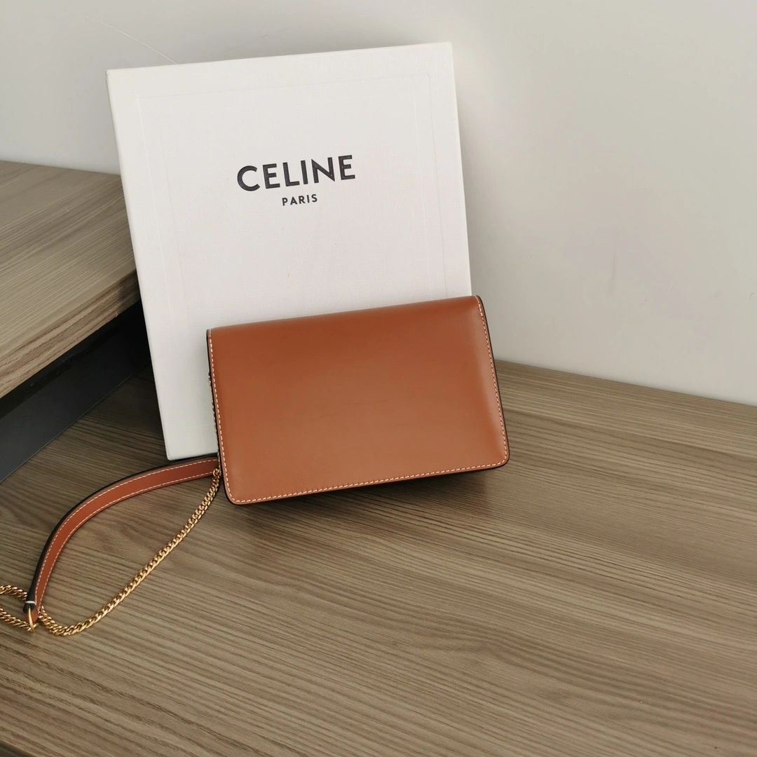 MOMO-- 10J733DPV-04LU cowhide item:D-B063E1101