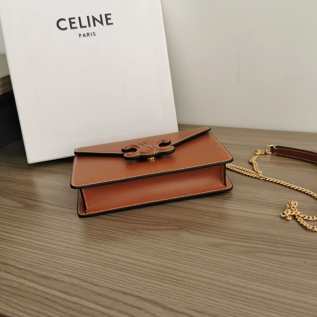 MOMO-- 10J733DPV-04LU cowhide item:D-B063E1101