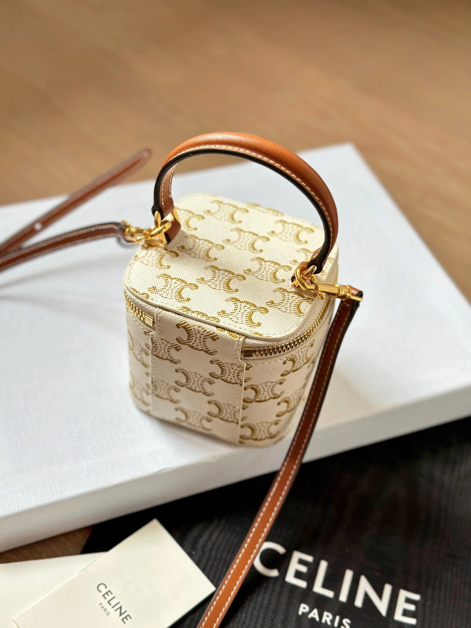 MOMO-- 10J762CZ1-01TA item:D-B000A1602