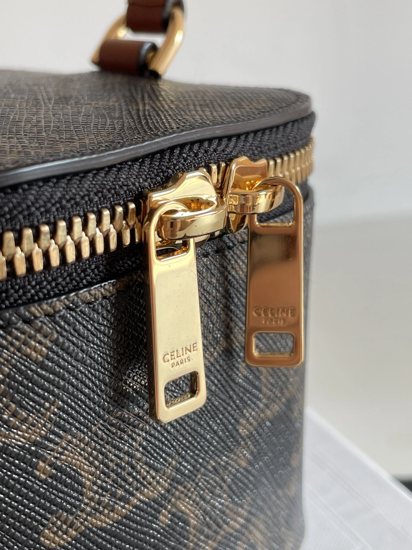 MOMO-- 10J762CZ1-04LU item:D-B000A1569