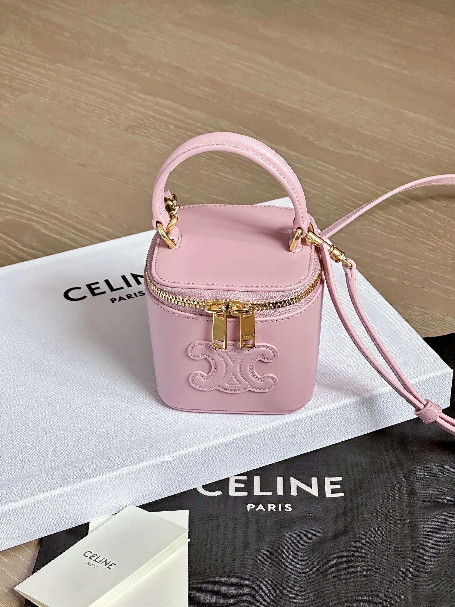 MOMO-- 10J763DR8-24PI item:D-B000A1604