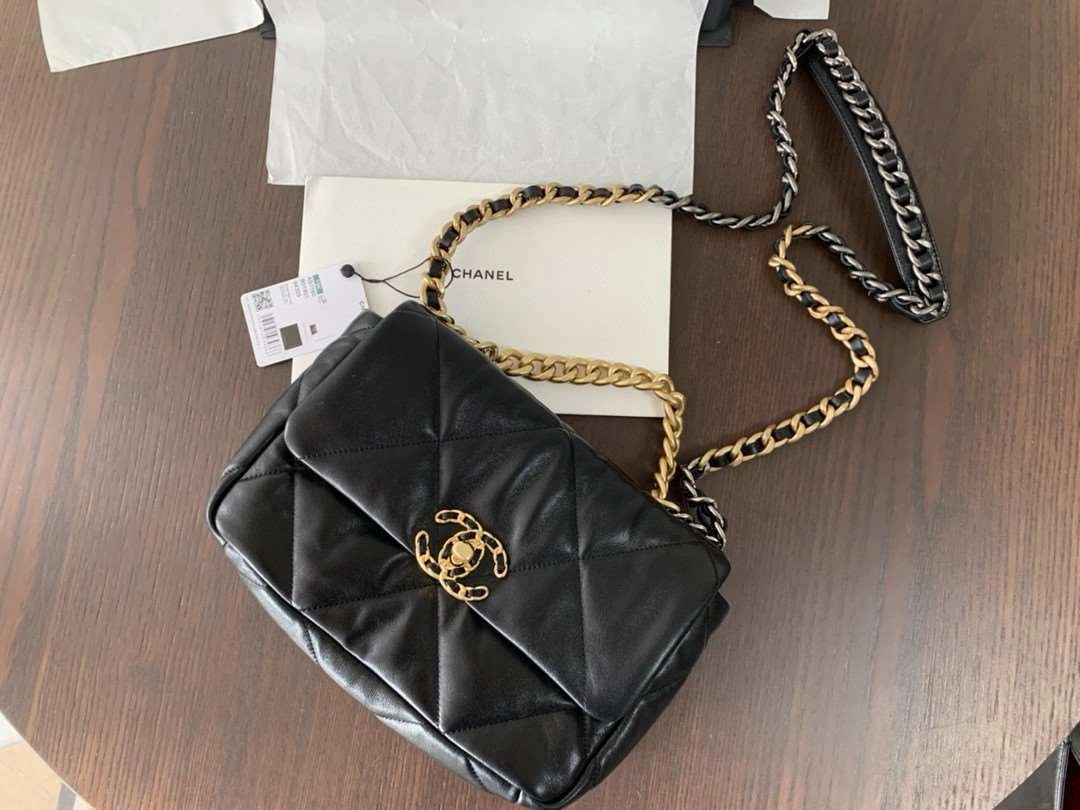 *MOMO---1160 1161 goatskin item : A-B321G2812