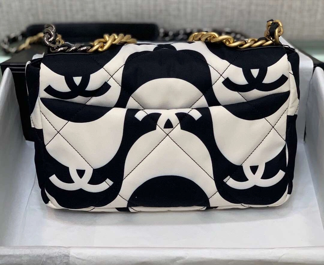 MOMO-- 19bag 1160 1161 item:063B00D0820