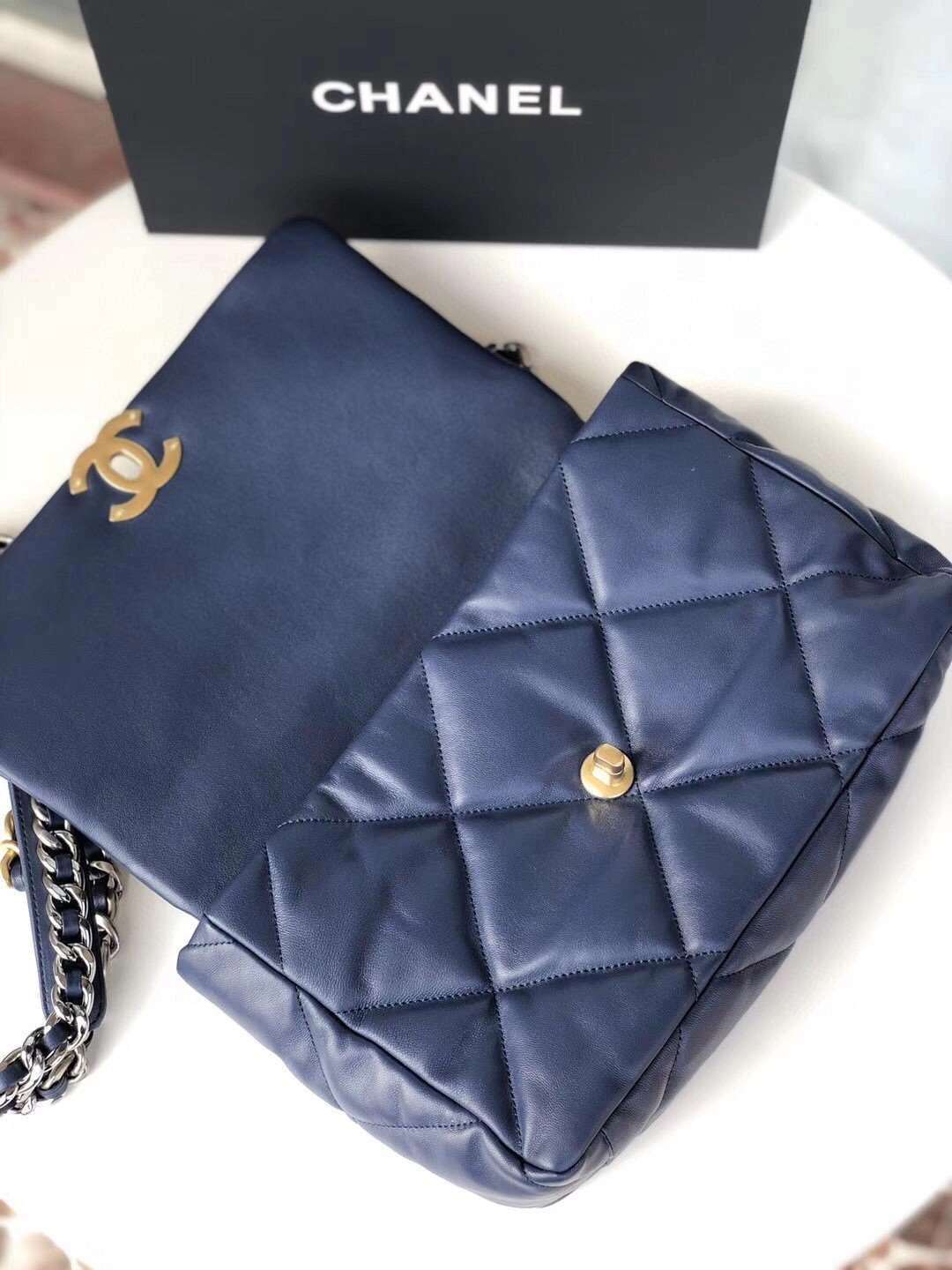 *MOMO---19bag goatskin item : A-B00G2823