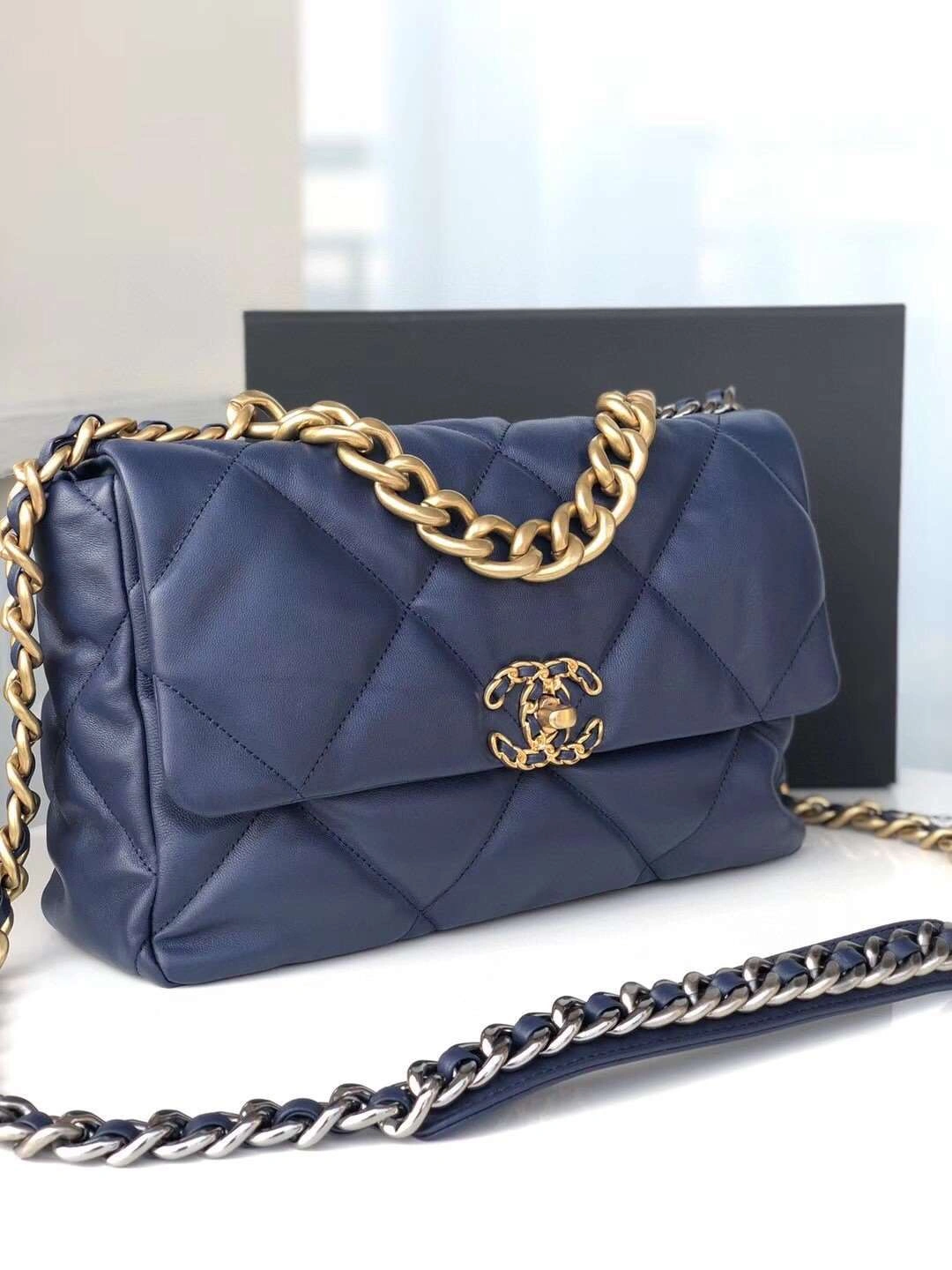*MOMO---19bag goatskin item : A-B00G2823