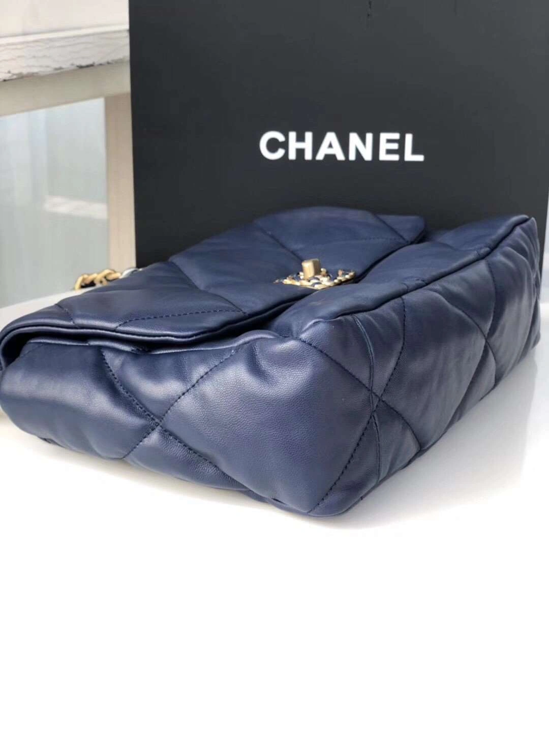 *MOMO---19bag goatskin item : A-B00G2823