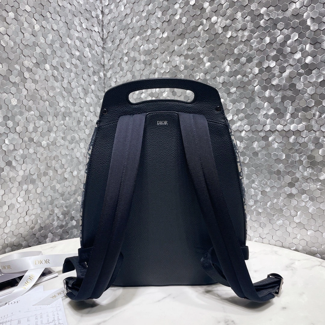 MOMO-- 1ADBA011YKY-H27E item：C-B063F1330Y