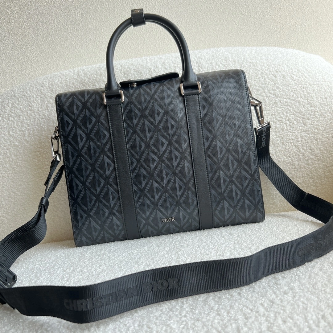 MOMO-- 1ADBR088CDP-H43E item：C-B063H1726R