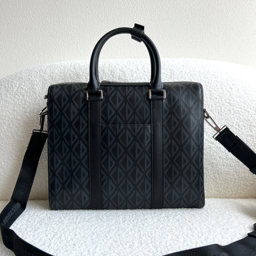 MOMO-- 1ADBR088CDP-H43E item：C-B063H1726R