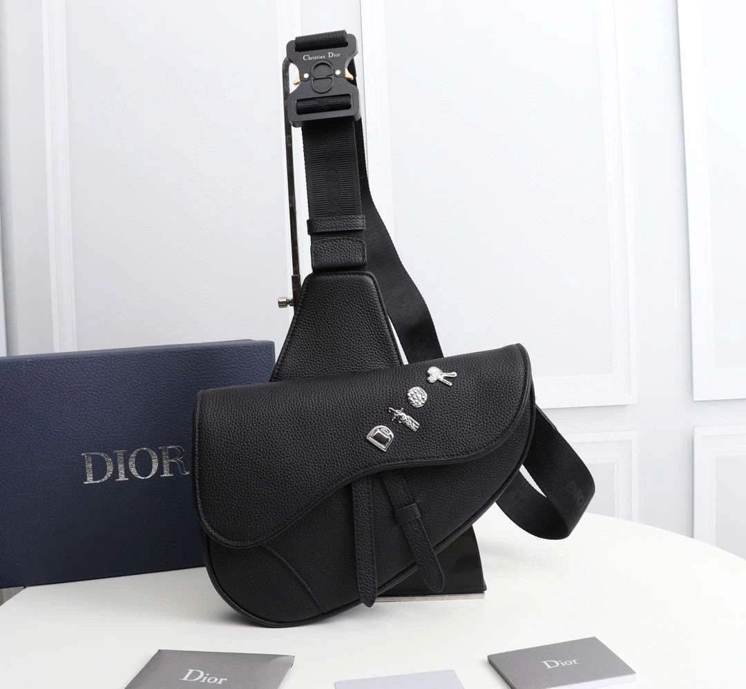 *MOMO---1ADPO093 cowhide item : A-B00H0439