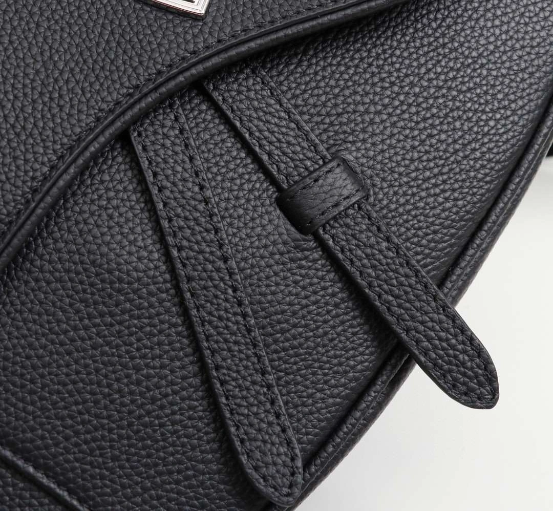 *MOMO---1ADPO093 cowhide item : A-B00H0439
