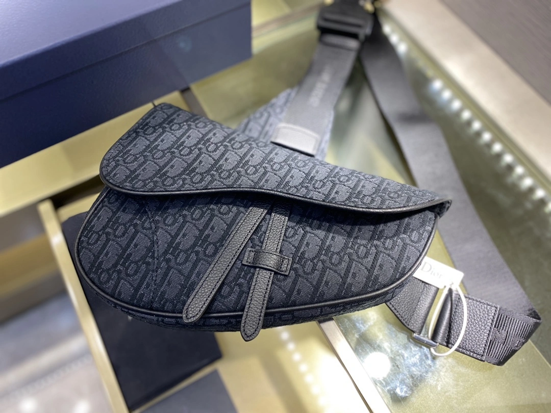 &MOMO-- 1ADPO093YKY-H00N item：C-B331G1501