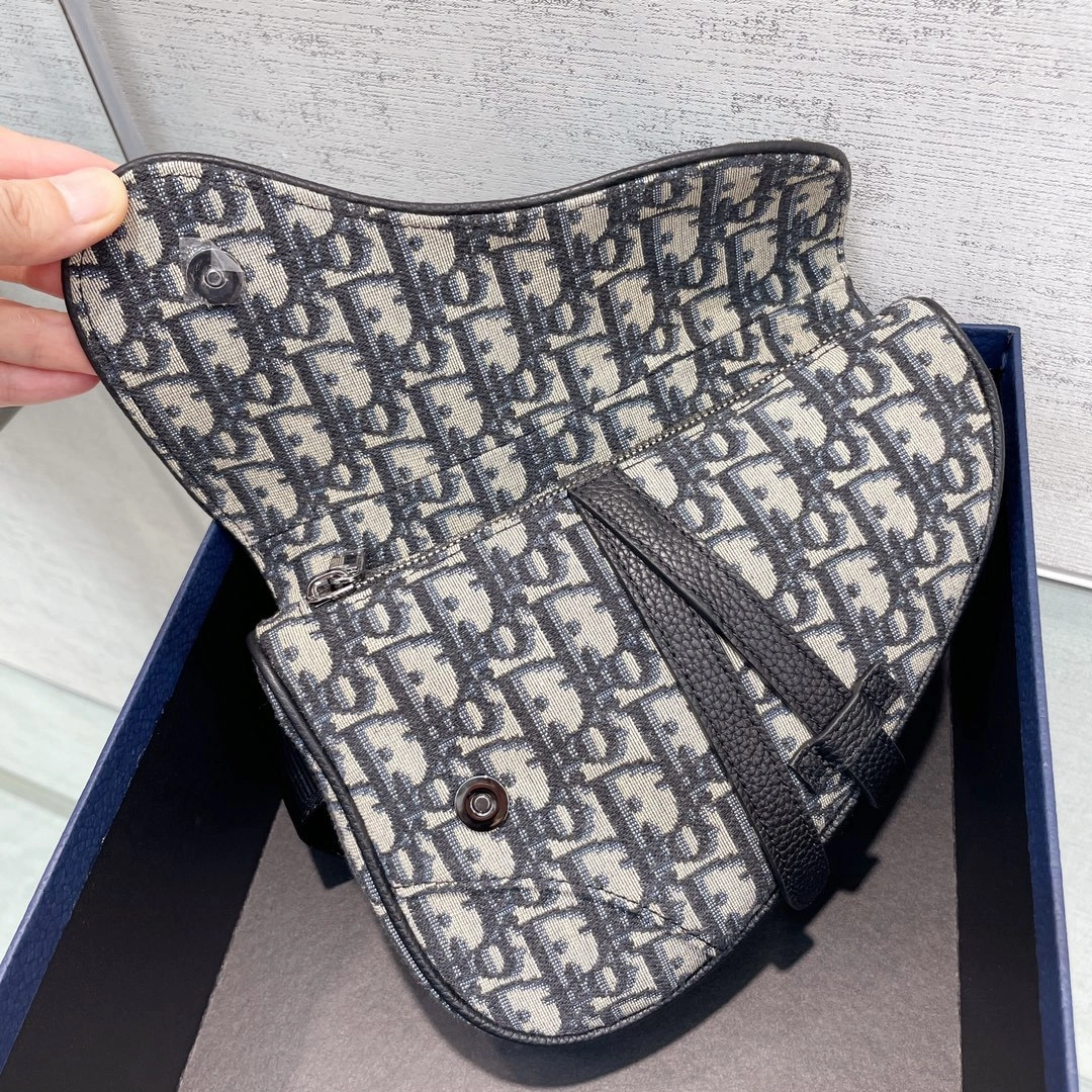 MOMO-- 1ADPO191YKY-H27E item：C-B479G3108R