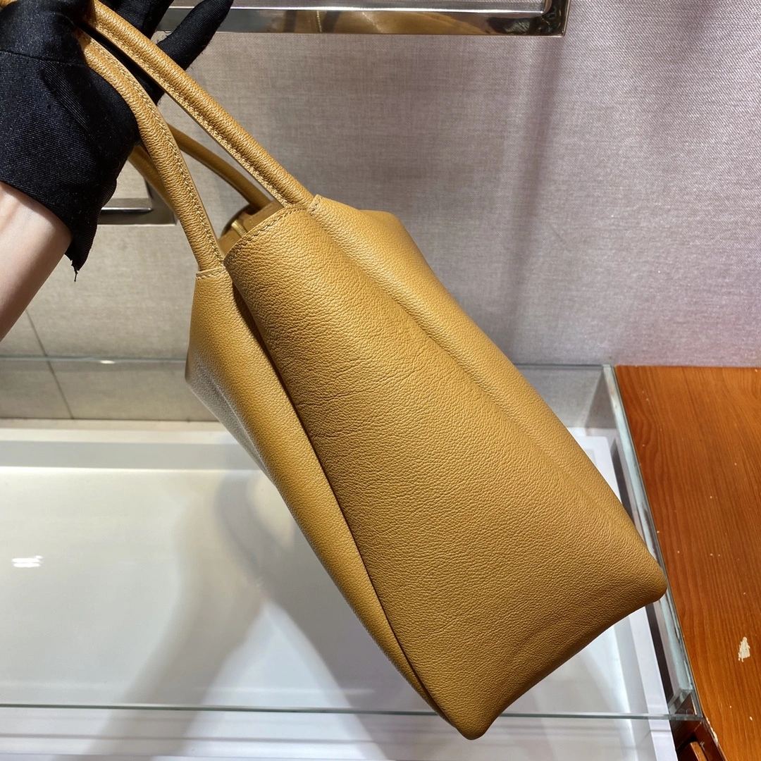 MOMO-- 1BC142-2DKV-F0046-V-OOO item:D-B000A2369R