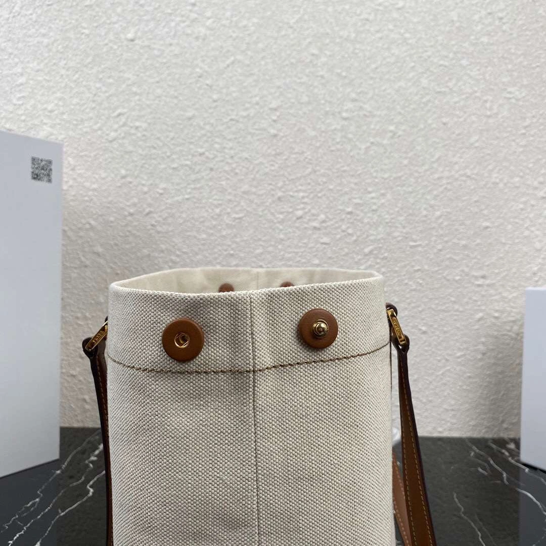 *MOMO-- 1BG356 Cowhide Canvas，item : 063B48D0307