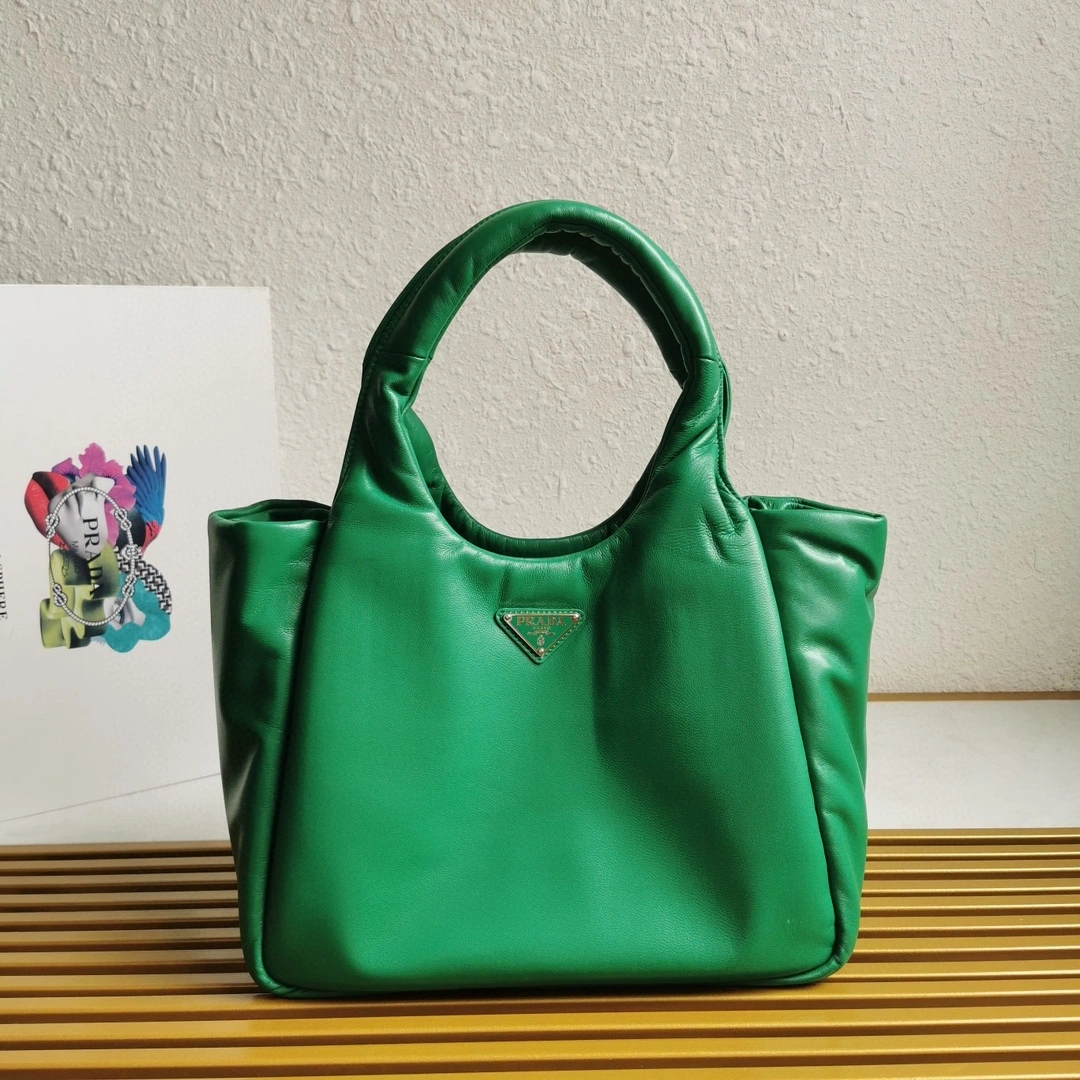 MOMO-- 1BG413_2DYI_F0002_V_OVO 4Colour item：C-B063G2134R-4