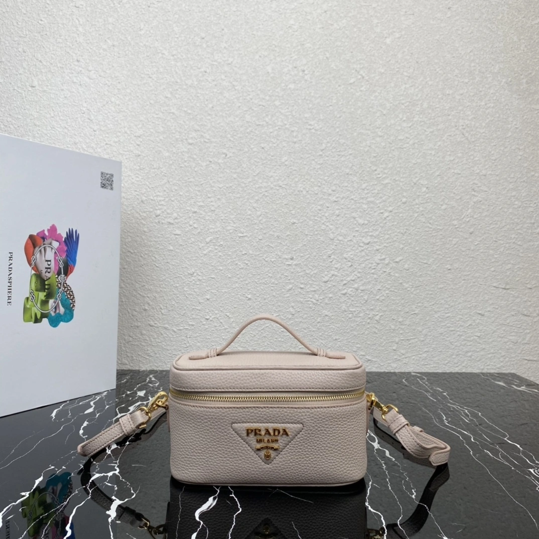 MOMO-- 1BH202_2DKV_F011S_V_OOM sheepskin item:D-B063E1126