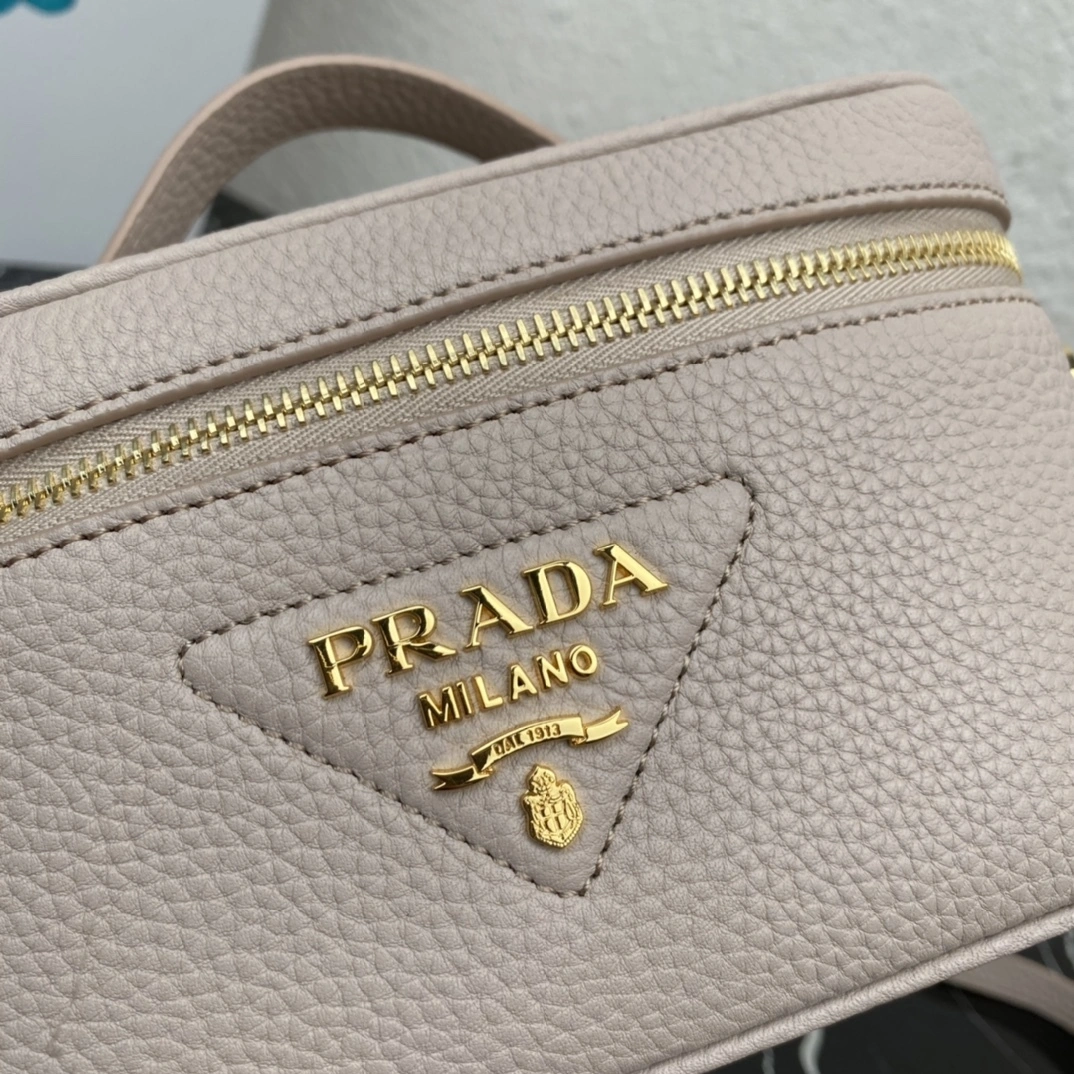 MOMO-- 1BH202_2DKV_F011S_V_OOM sheepskin item:D-B063E1126