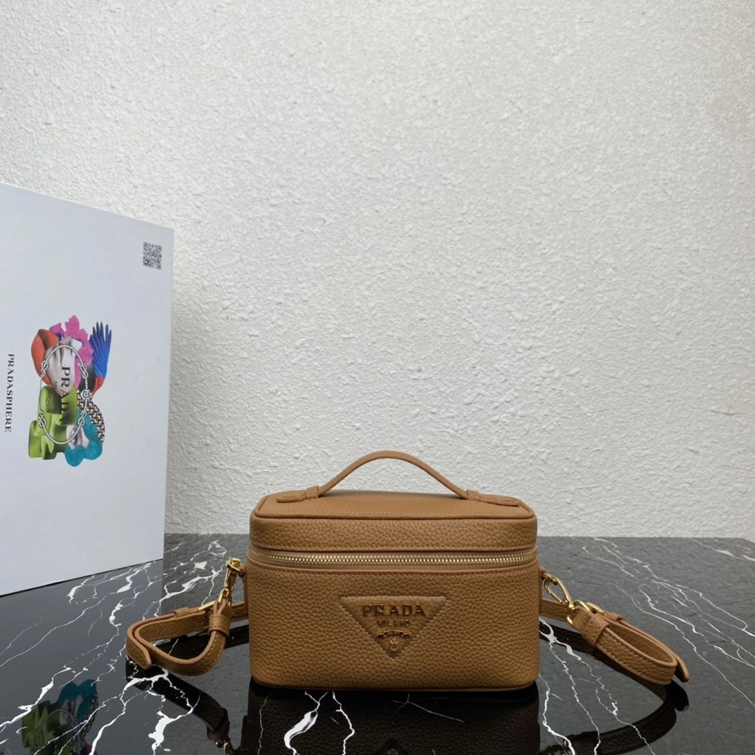 MOMO-- 1BH202_2DKV_F03CW_V_OOM sheepskin item:D-B063E1127
