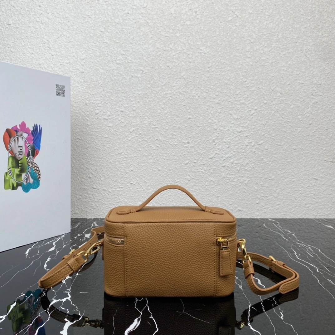 MOMO-- 1BH202_2DKV_F03CW_V_OOM sheepskin item:D-B063E1127