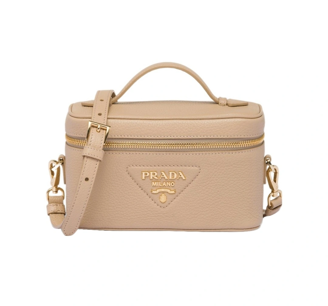 MOMO-- 1BH202_2DKV_F0GCN_V_OOM sheepskin item:D-B063E1125