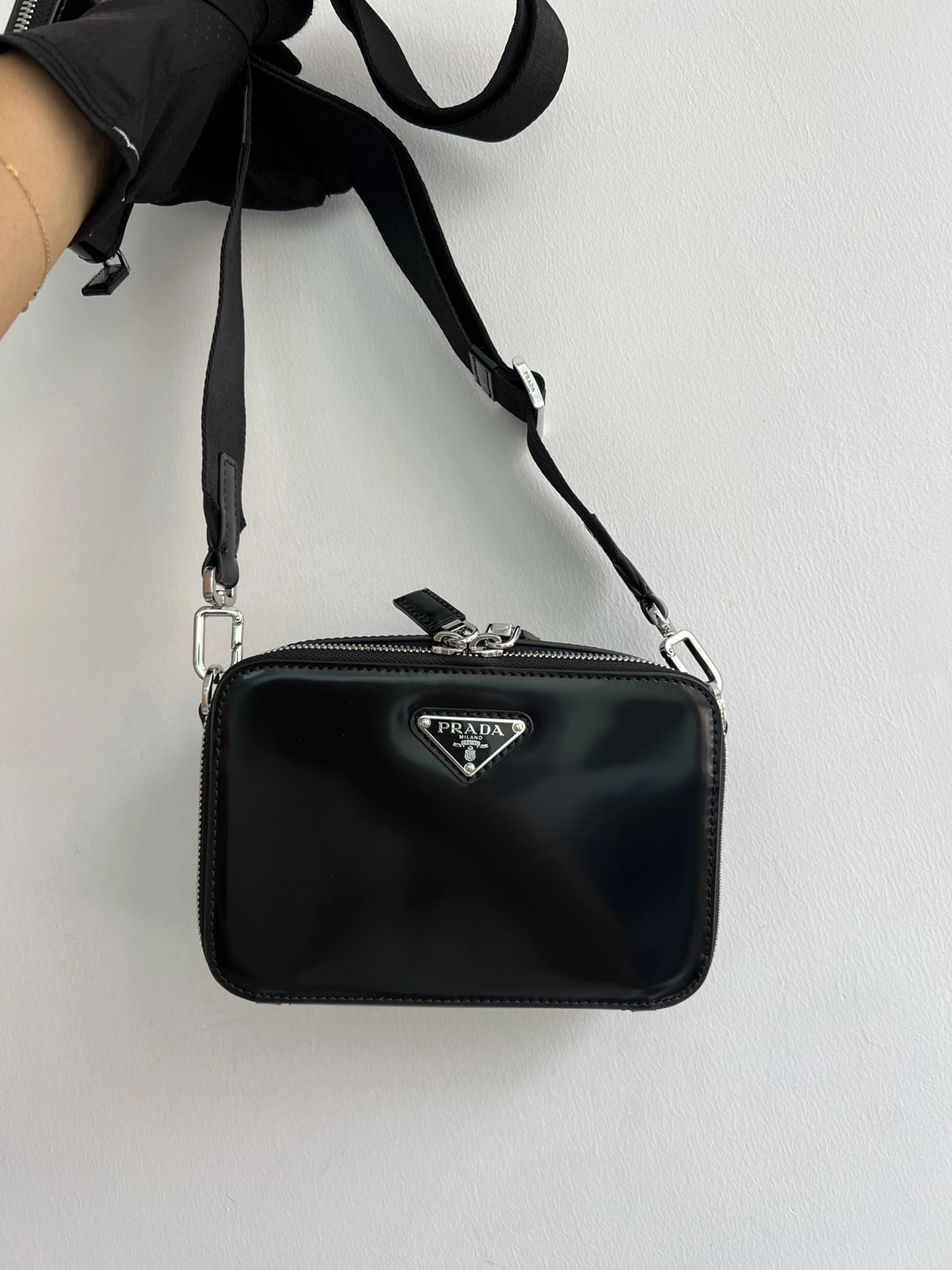 MOMO-- 1BHI80-206-F0002 item:D-B000A2390R