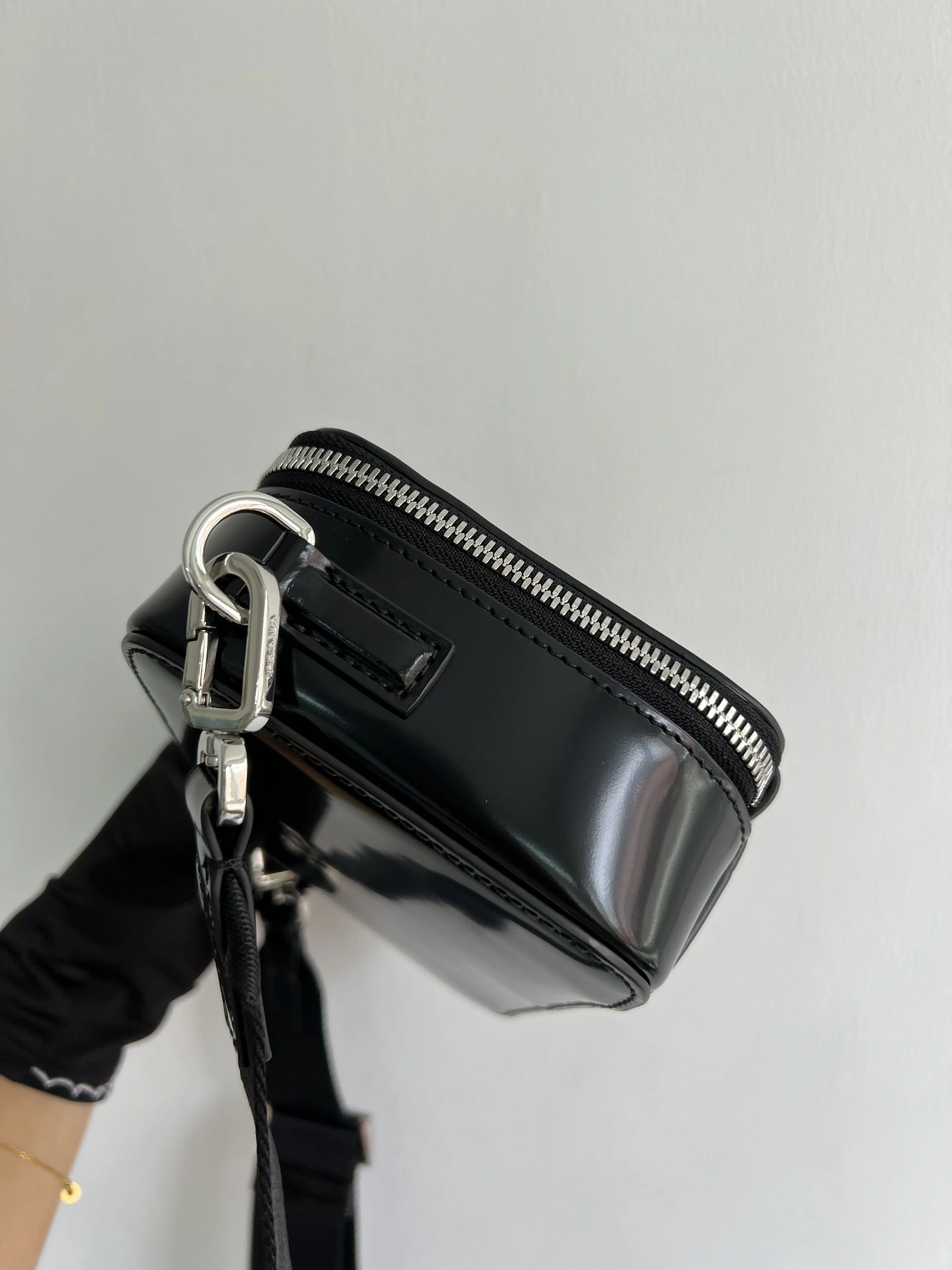 MOMO-- 1BHI80-206-F0002 item:D-B000A2390R