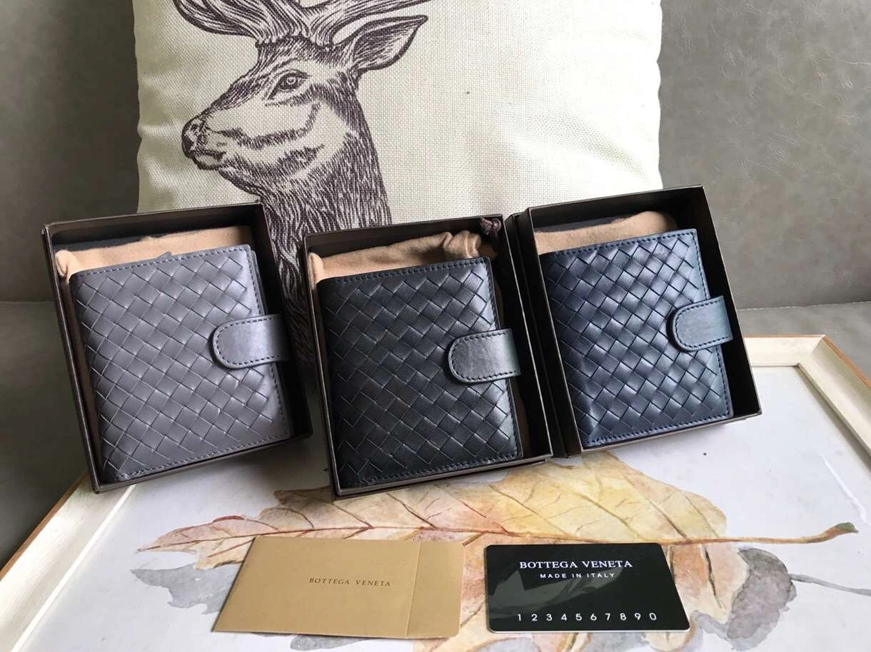 *MOMO-- 2019 Calfskin 3colour item：063B34E1038-3