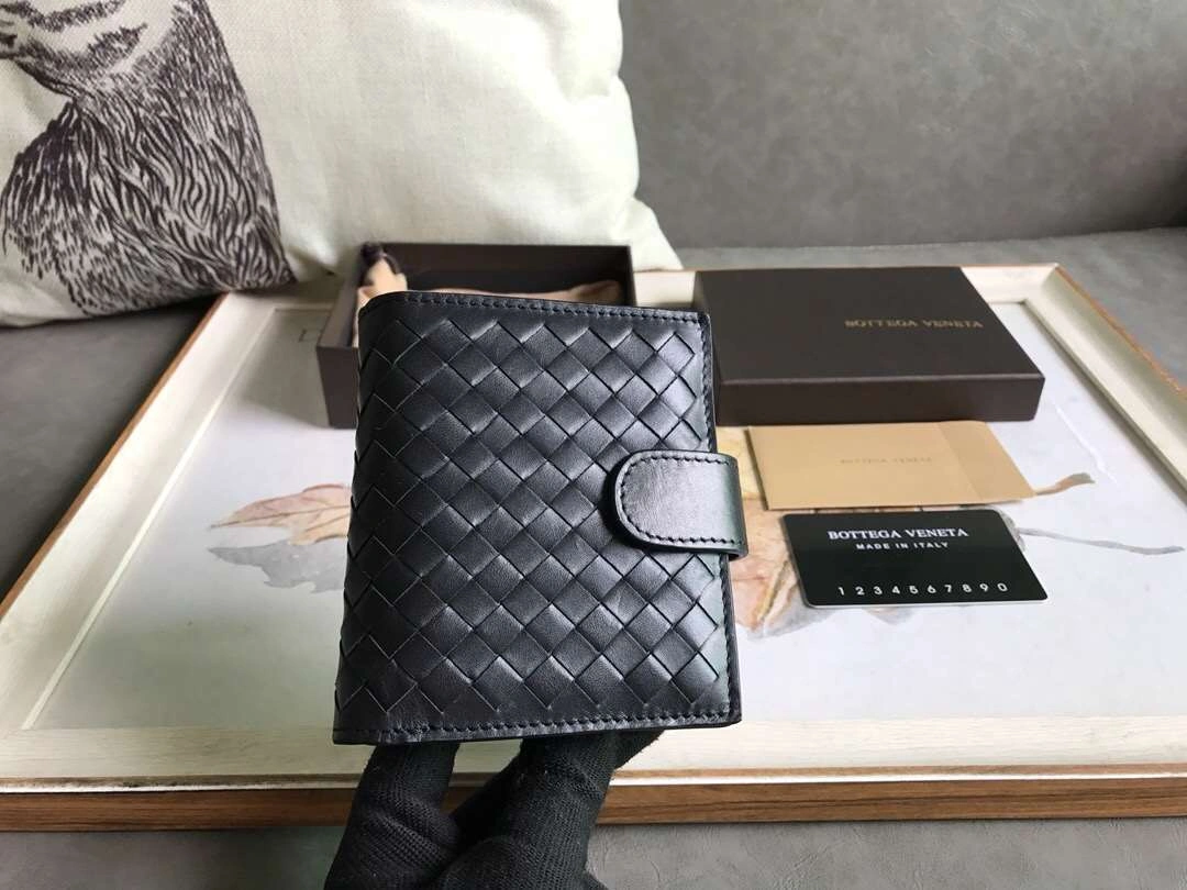 *MOMO-- 2019 Calfskin 3colour item：063B34E1038-3