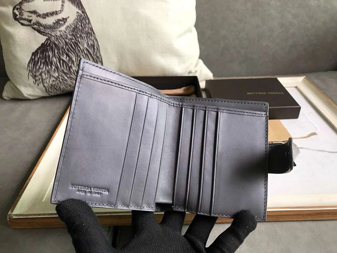 *MOMO-- 2019 Calfskin 3colour item：063B34E1038-3