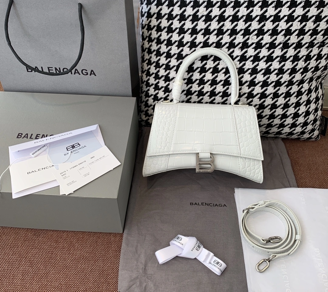 MOMO-- 218593i161 5935461LR6Y9016 high quality version hourglass item:D-B000I2524
