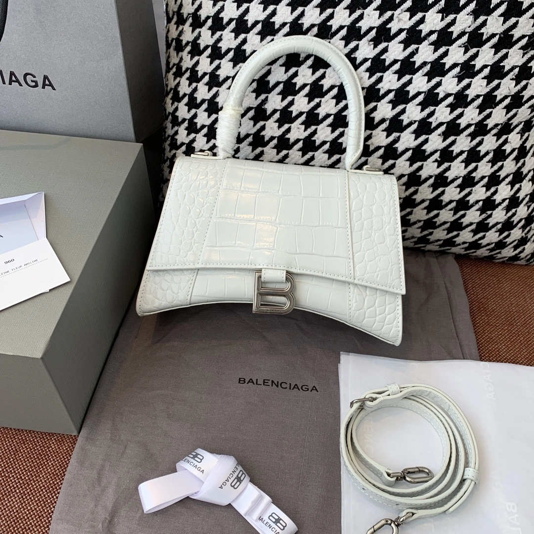MOMO-- 218593i161 5935461LR6Y9016 high quality version hourglass item:D-B000I2524